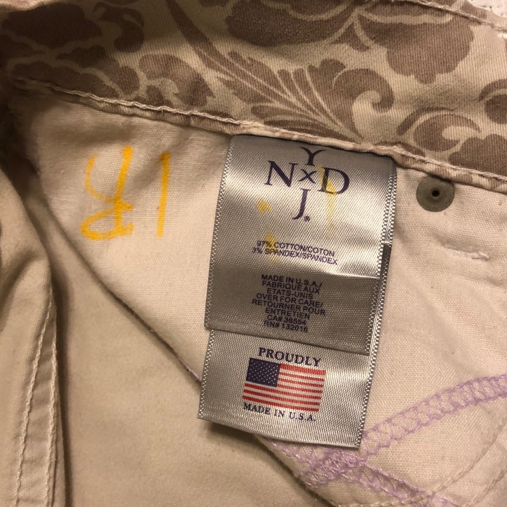 LIKE NEW NYDJ Alisha Slim Ankle Primrose Pants - Picture 7 of 8